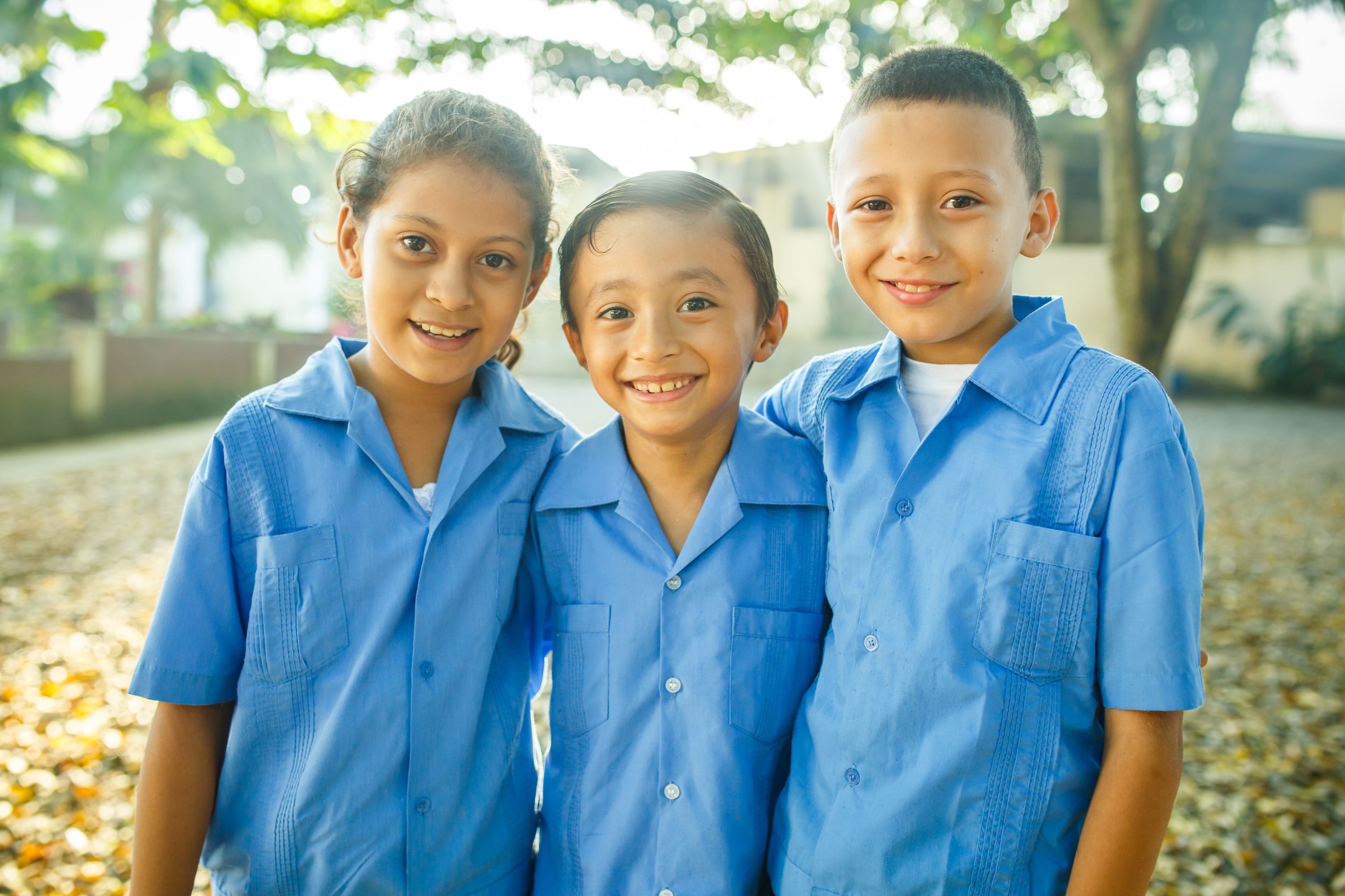 3 Honduran school children