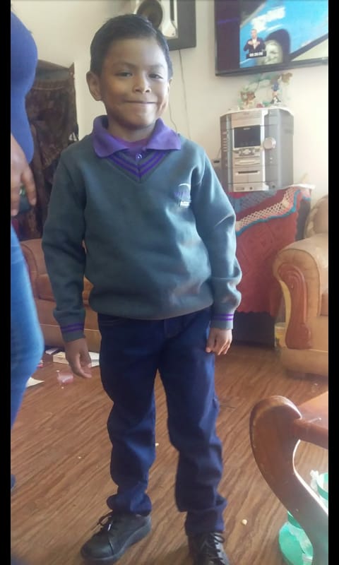 photo of Daniel, a child in 1st grade in Ecuador