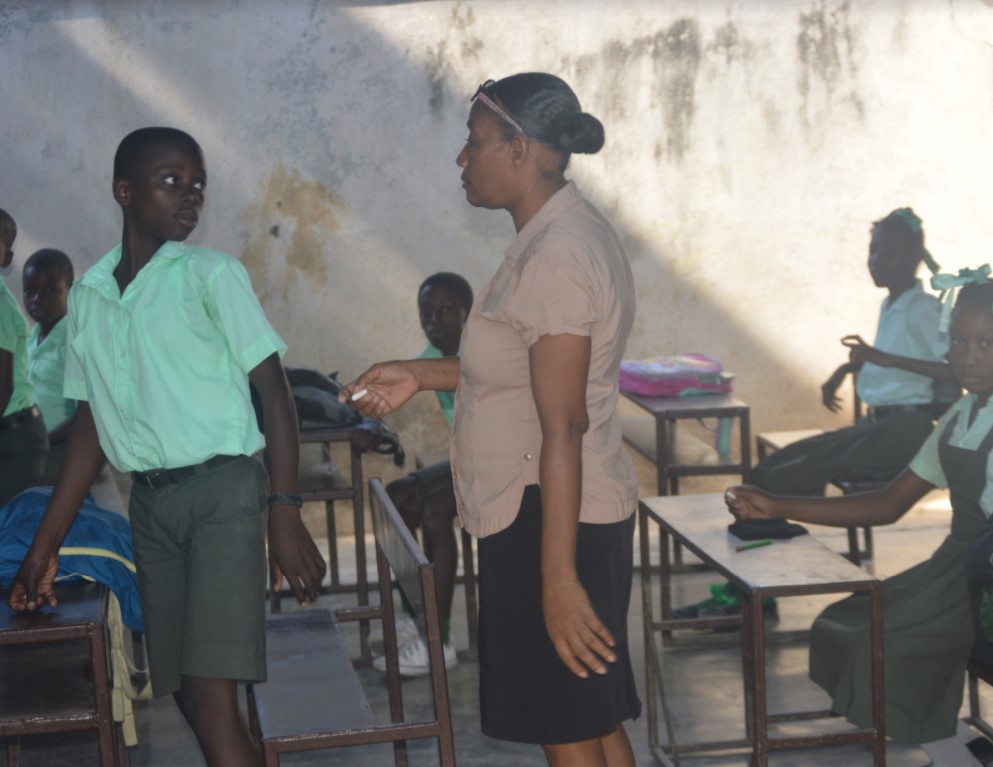 1st grade class at Leogane